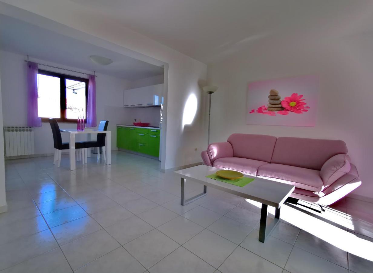 Apartments Medusa Rovinj Exteriör bild